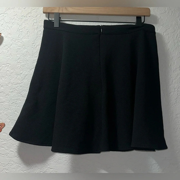 Shein Frenchy Textured Flare Skirt - Picture 7 of 8
